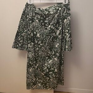H&M Green and White Patterned Off The Shoulder Mini Dress